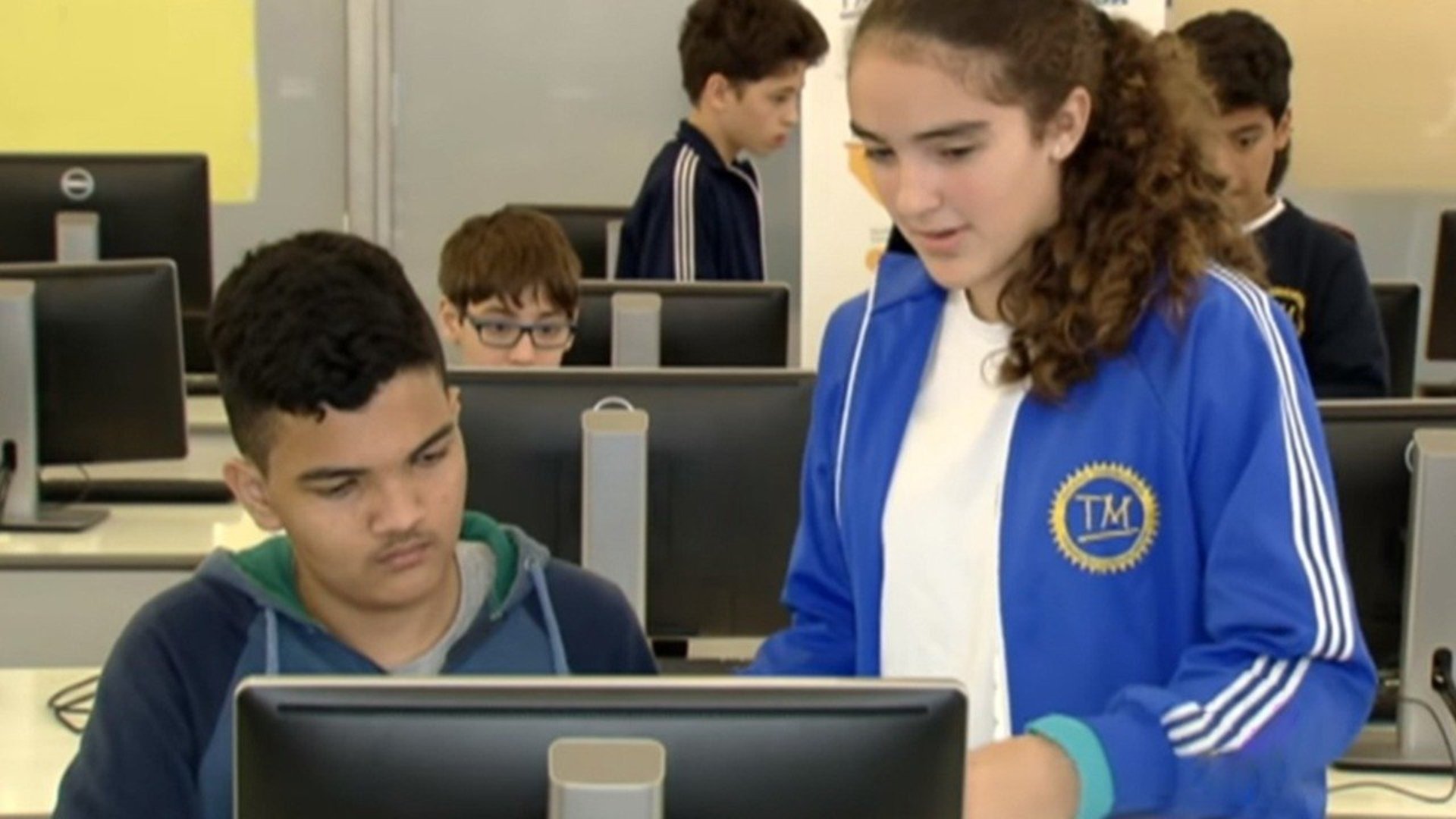 Repórter Rá Teen Bum