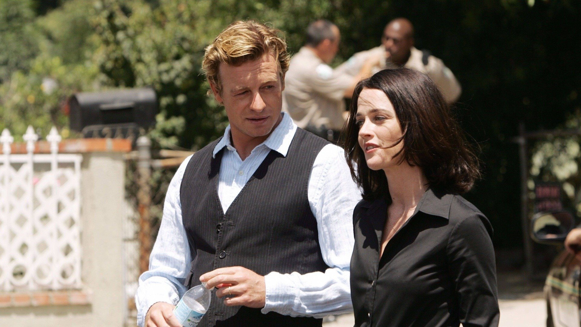 The Mentalist : Red Hair and Silver Tape