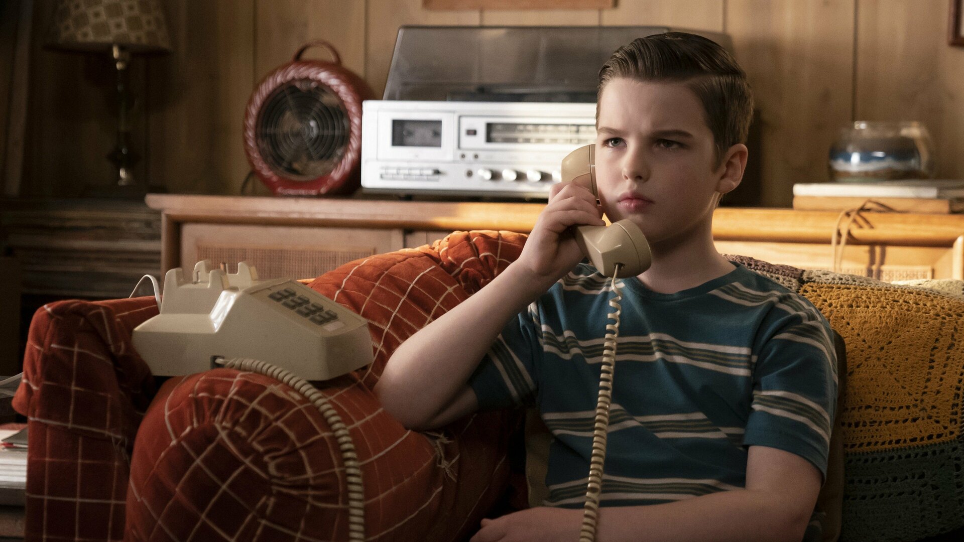 Young Sheldon : Body Glitter and a Mall Safety Kit