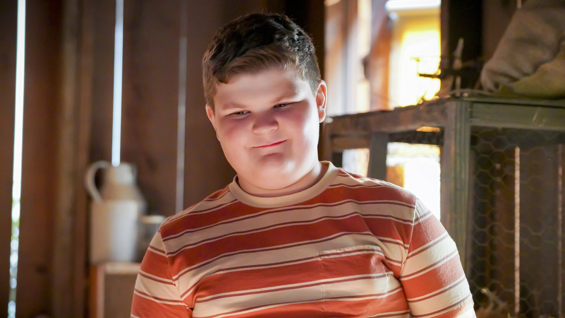 Young Sheldon : A Live Chicken, a Fried Chicken and Holy Matrimony