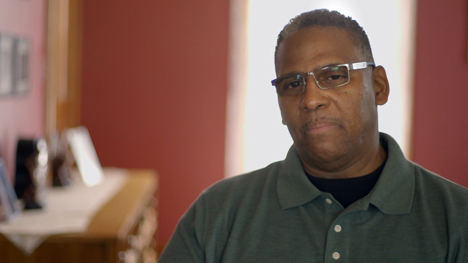 Cidade Pacata, Crime Cruel : Avisos Sussurrados