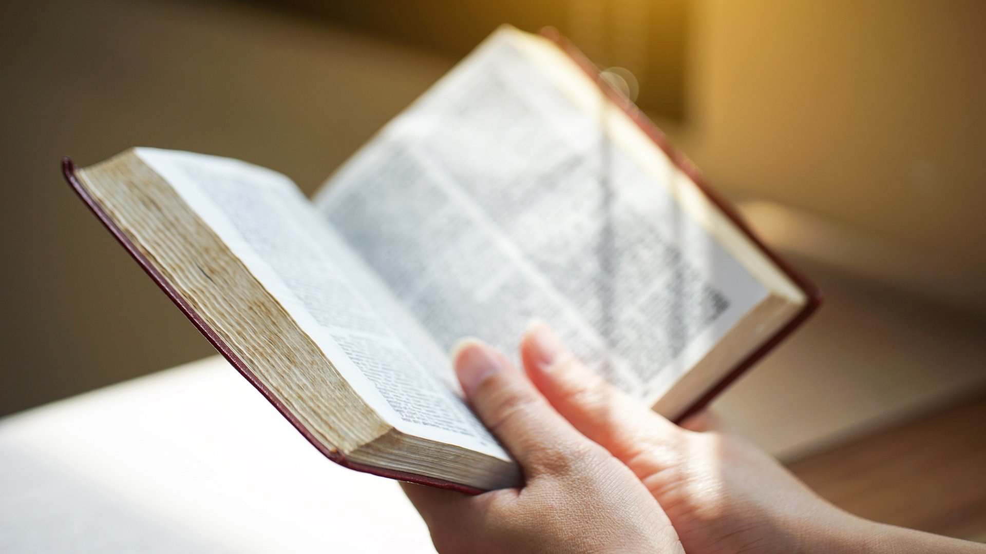 Mensagem do Bispo Macedo - Templo