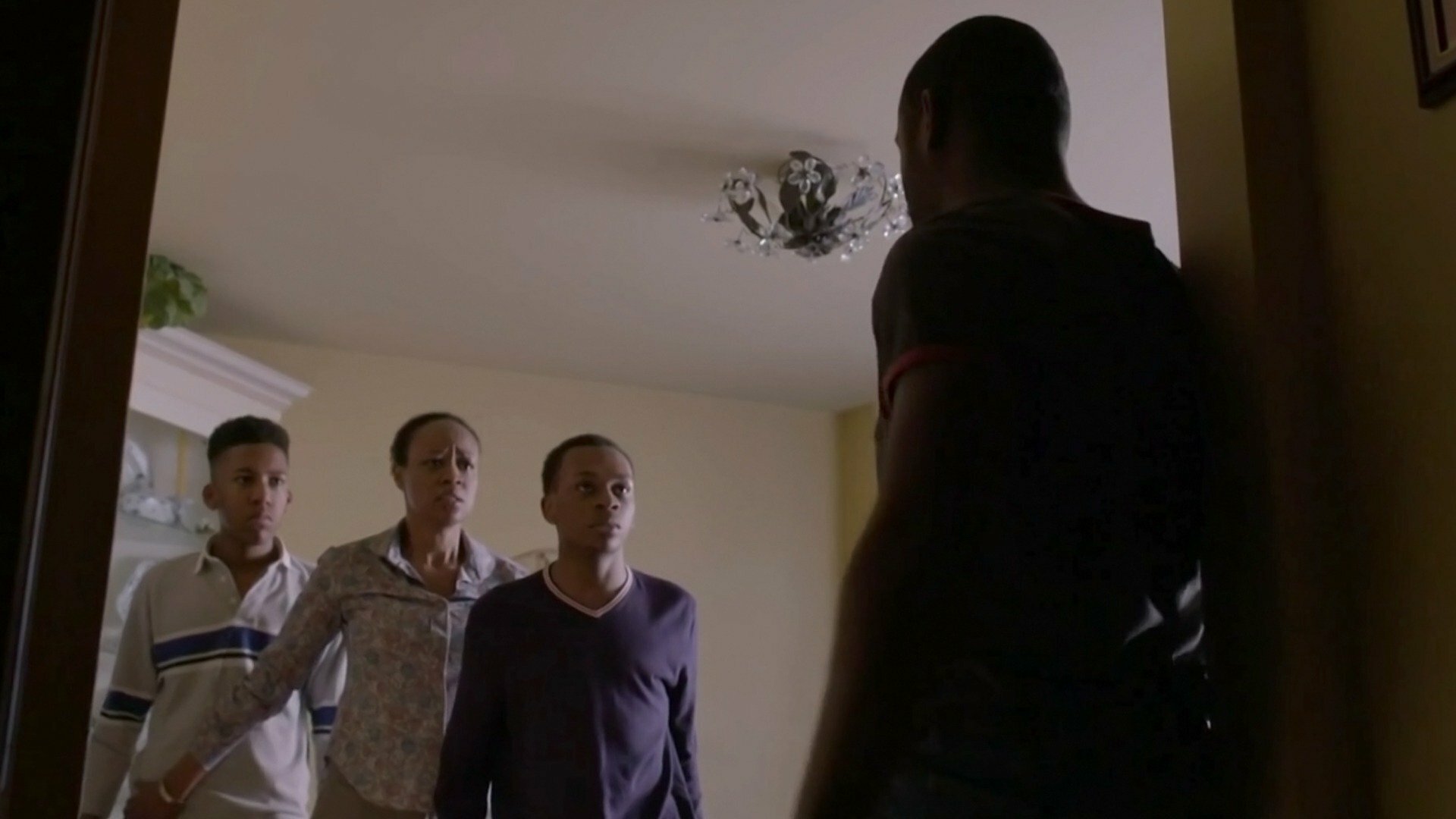 Vivendo com o Inimigo : Um Estranho no Ninho