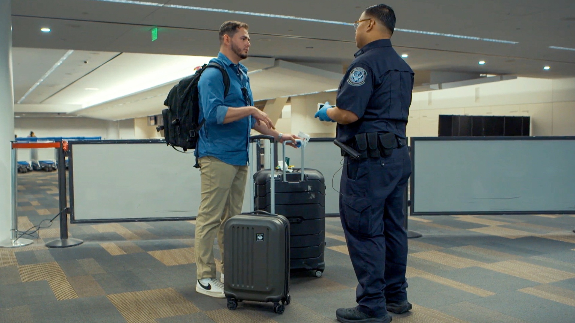 Aeroporto - Área Restrita: Estados Unidos : Difícil de Engolir