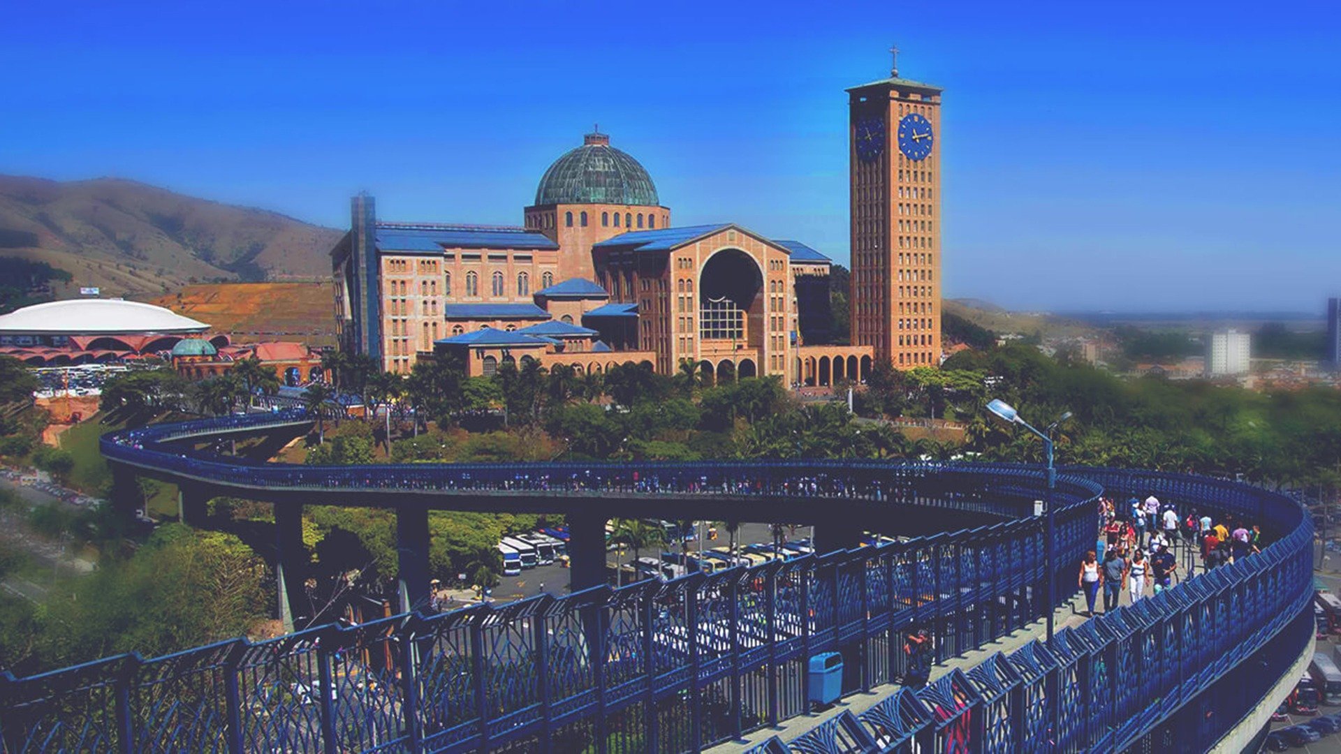 Santuário Nacional de Aparecida : Missa