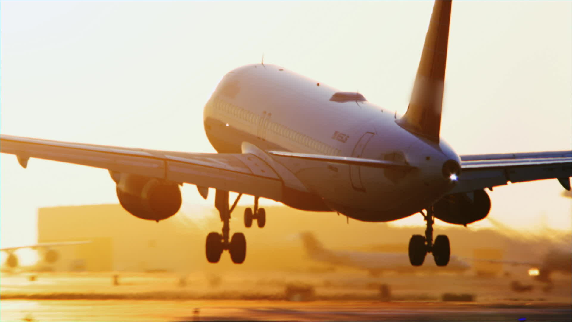 Grandes Mistérios da História com Laurence Fishburne : O Voo 800 da TWA