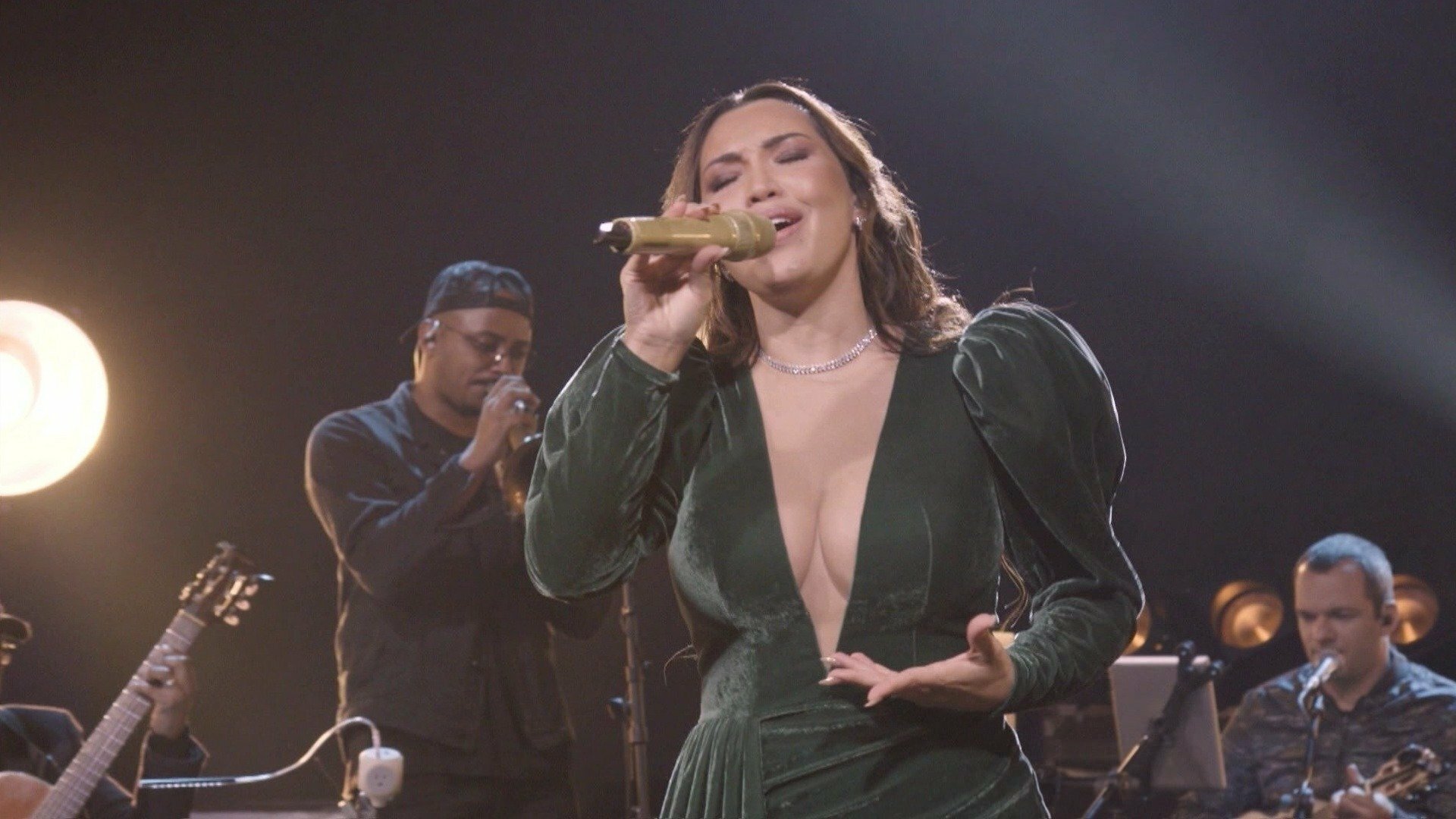 Versões : Karinah Canta Ivete Sangalo