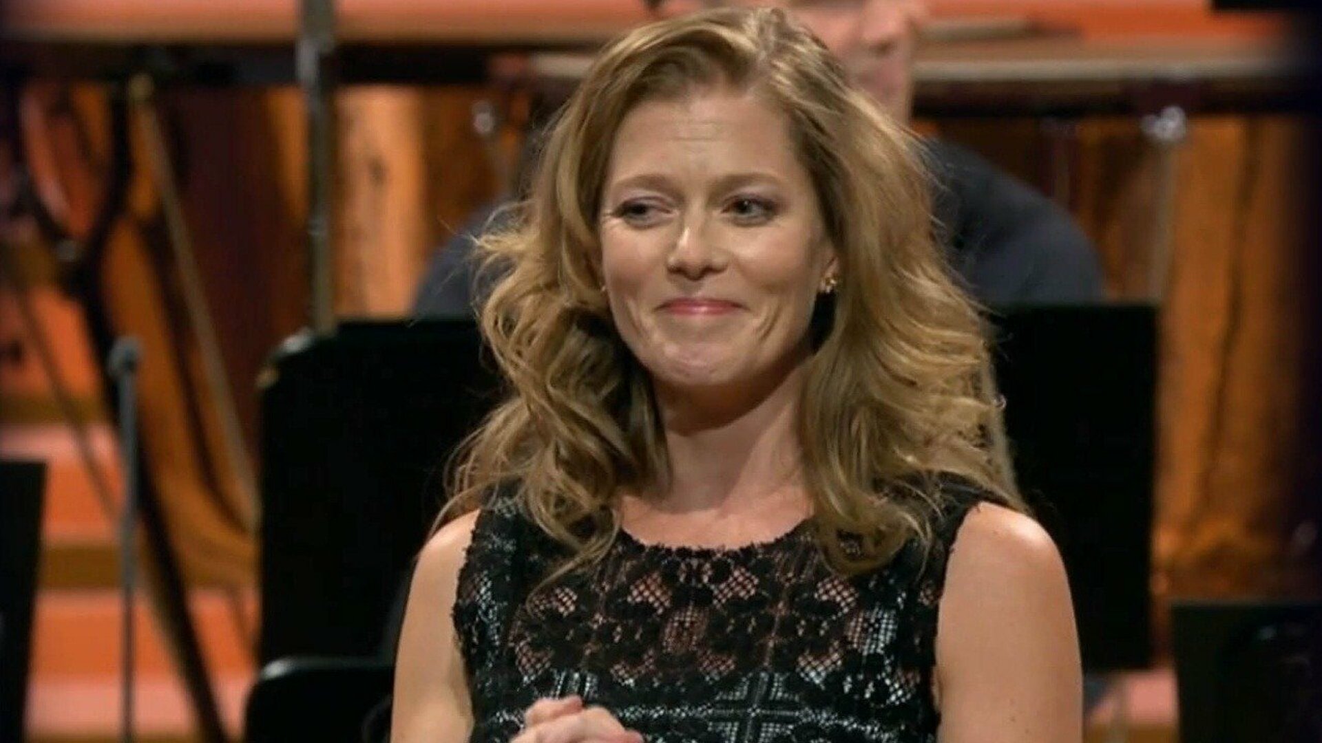 Barbara Hannigan Conduz Mahler e Messiaen