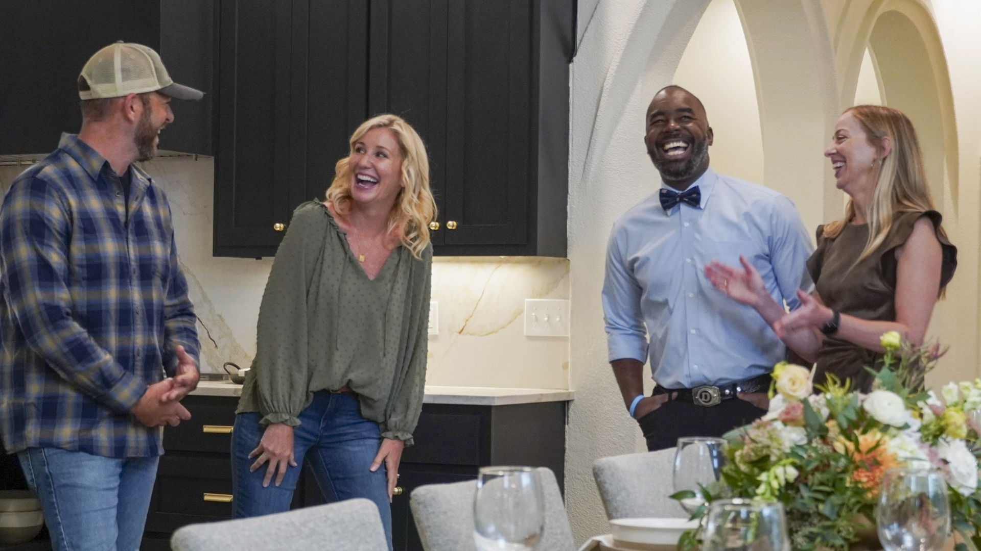 Restaurando Casas com Dave e Jenny : Três Andares, Três Gerações