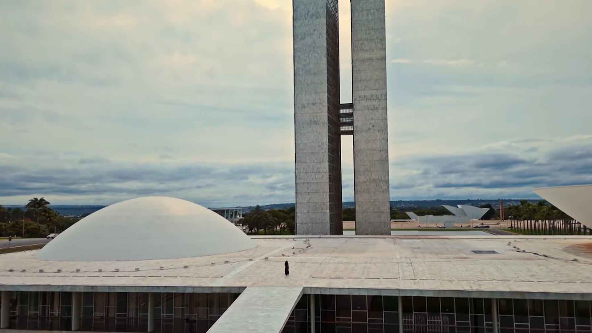 Senado, a História que Transformou o Brasil : Tentaram Derrubar, Mas a Casa Não Caiu