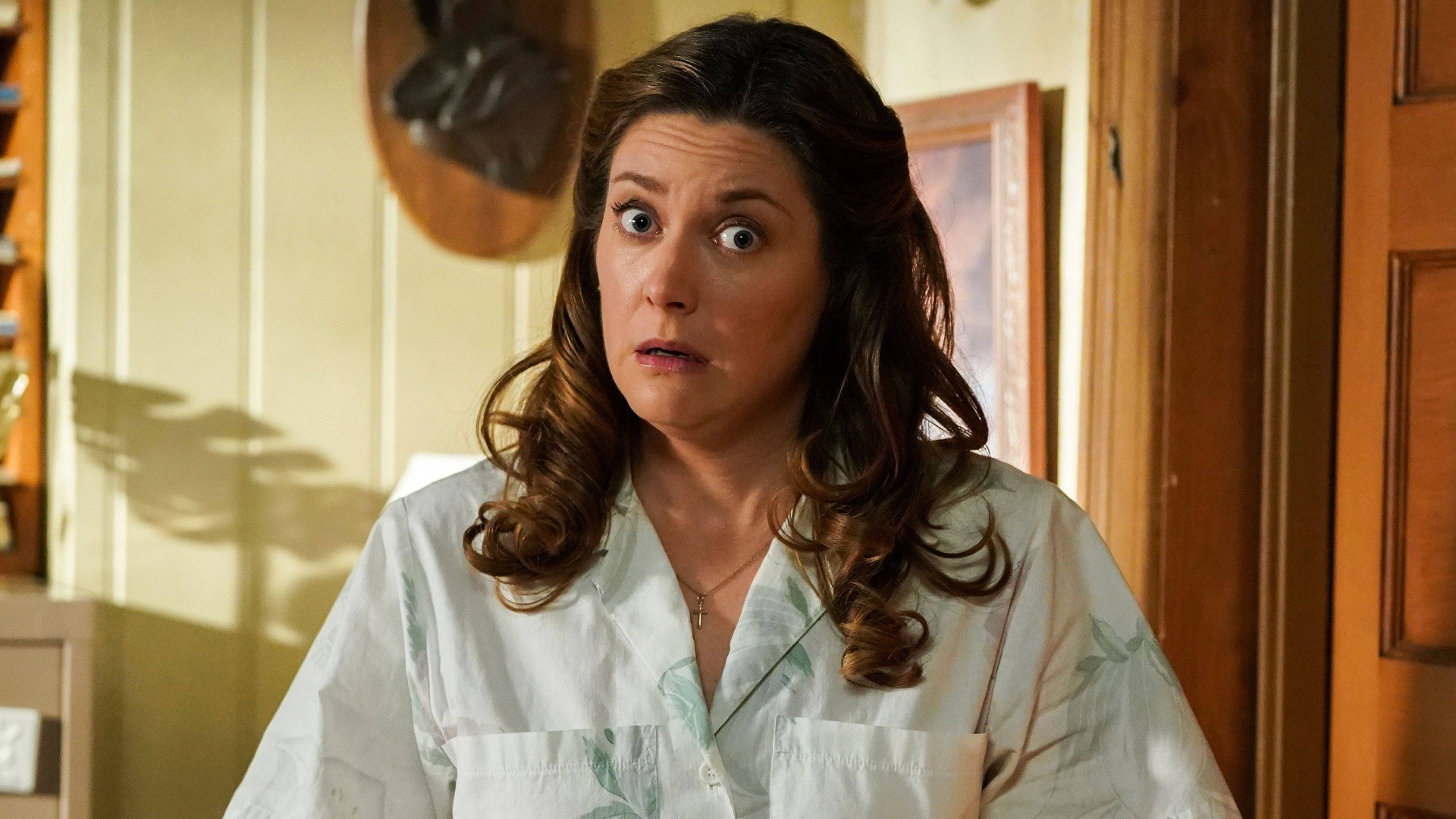 Young Sheldon : Uncle Sheldon and a Hormonal Firecracker