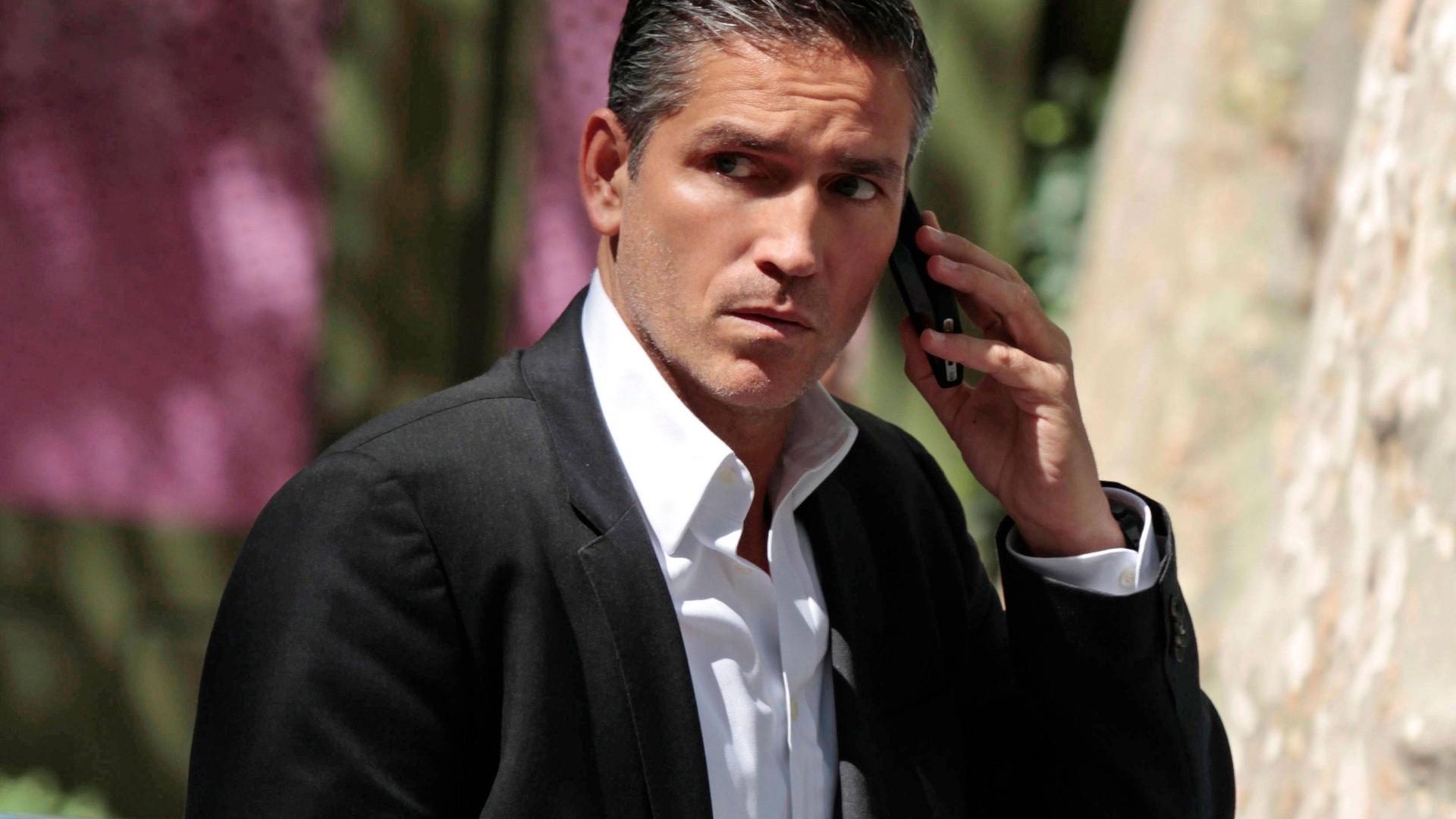 Person of Interest : Critical