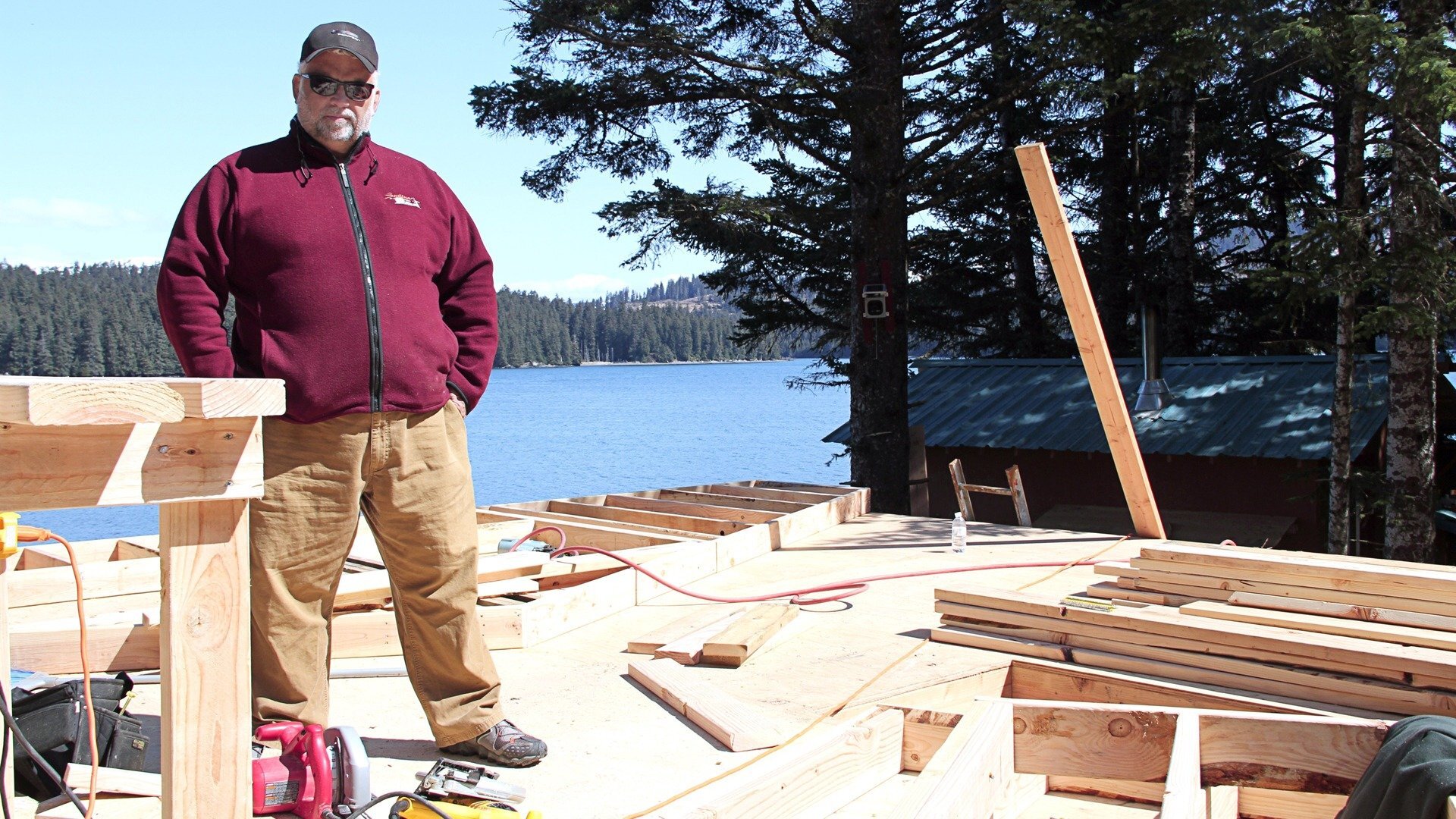 Construções no Alasca : Sendo Autossuficiente
