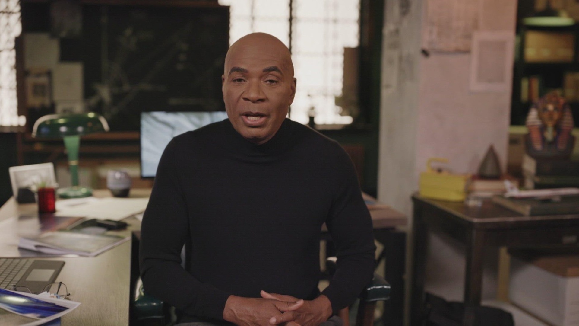 Mistérios Revelados : Dinossauro Voador e Cabras sem Cabeça