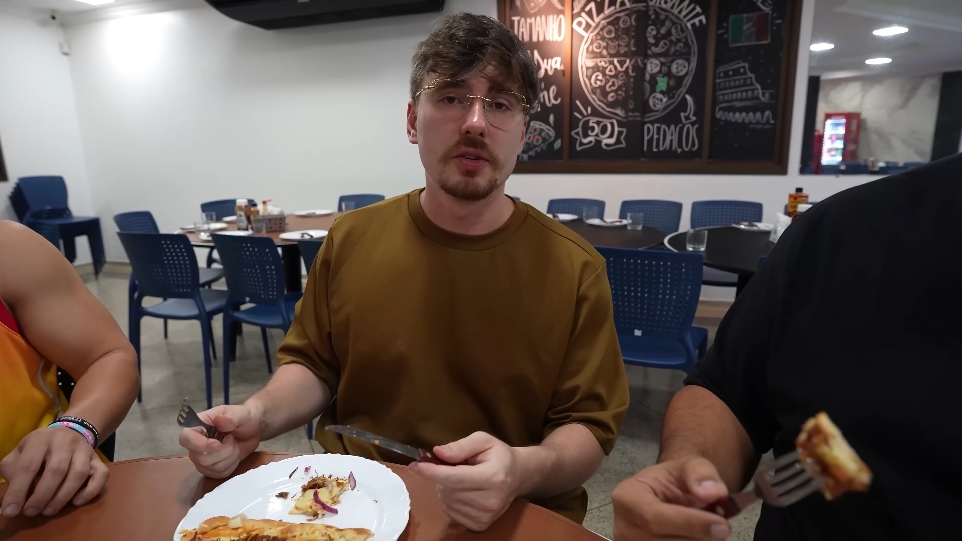 Gaba pelo Brasil : A Maior Pizza de Goiânia - Pizzaria Sabor Itália