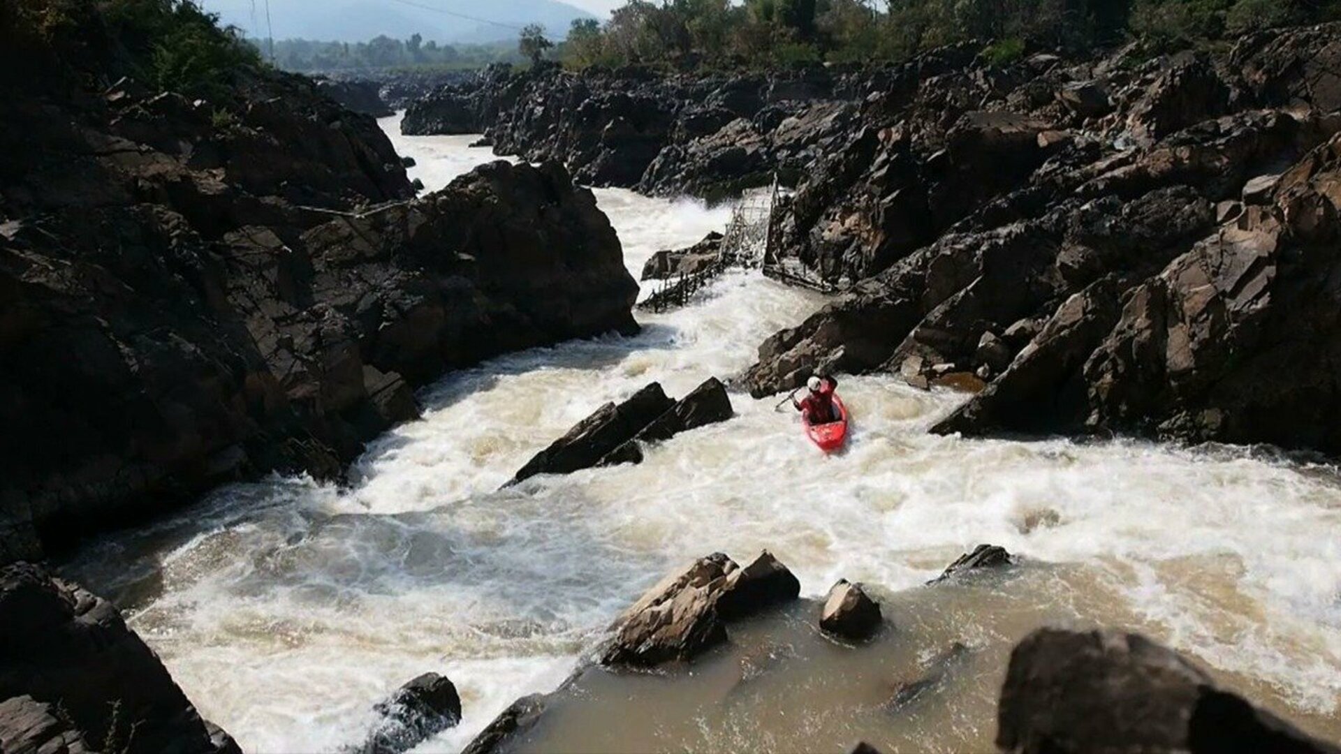 Kaiak : Laos