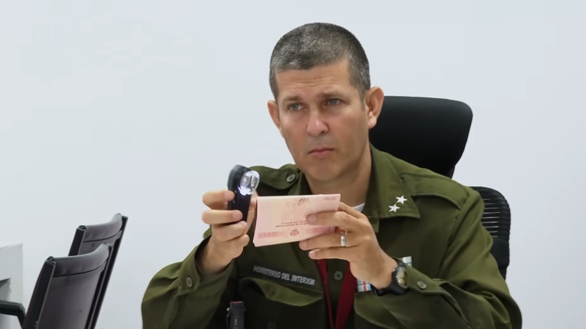 Parados na Fronteira