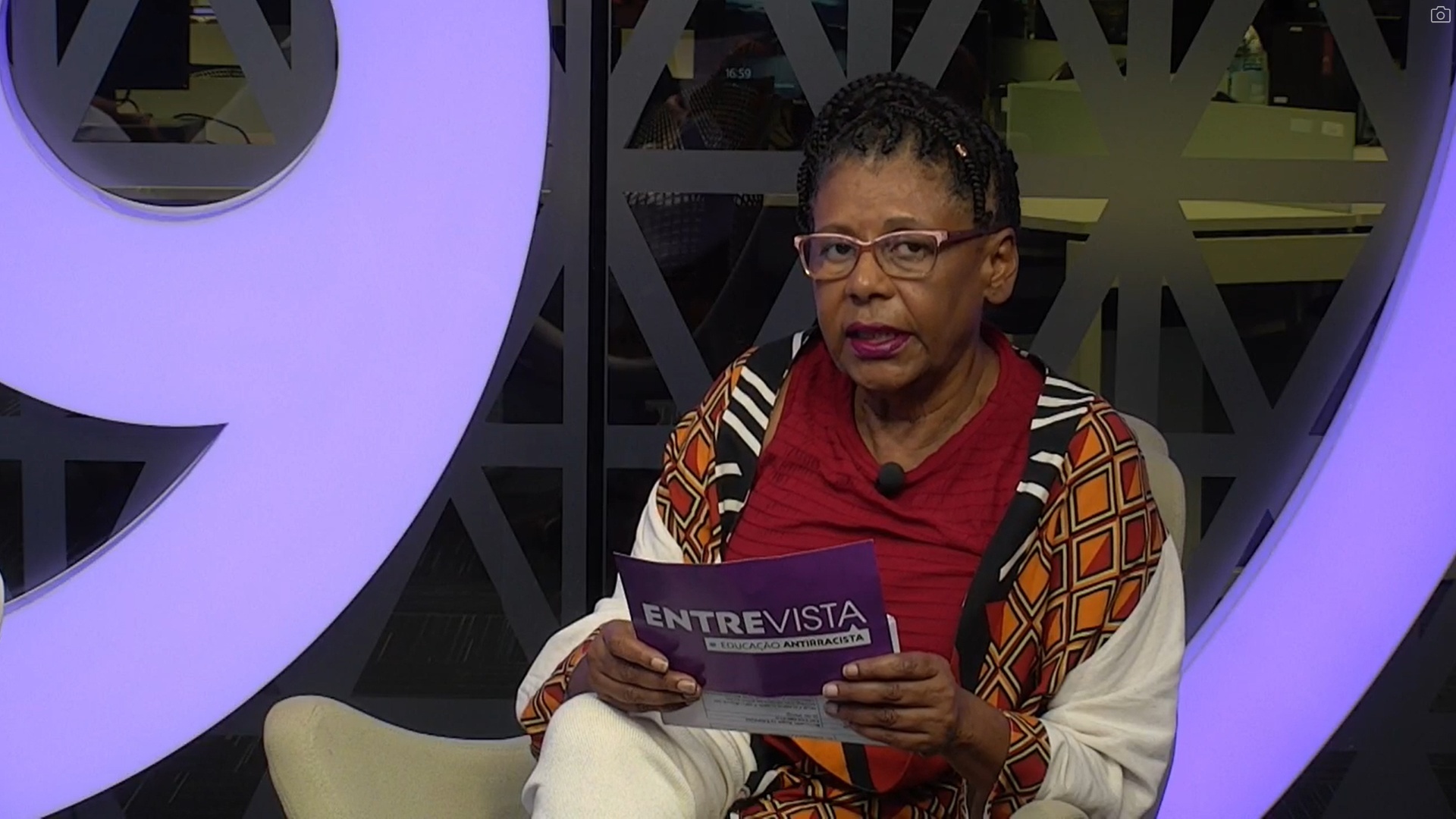 Entrevista - Educação Antirracista : Caminhos para o Desenvolvimento