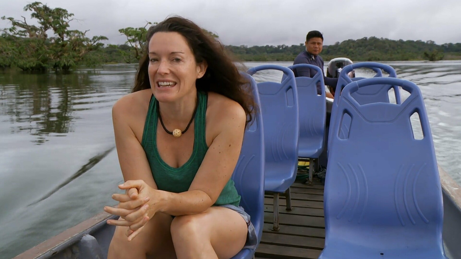 Largados e Pelados - Sozinhos : Ky Contra as Feras Amazônicas
