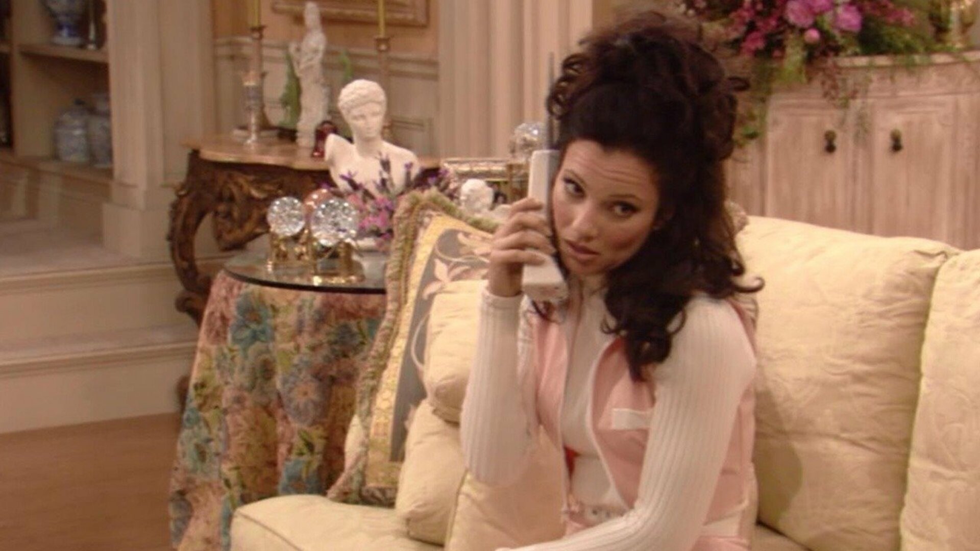 The Nanny : The Bird's Nest