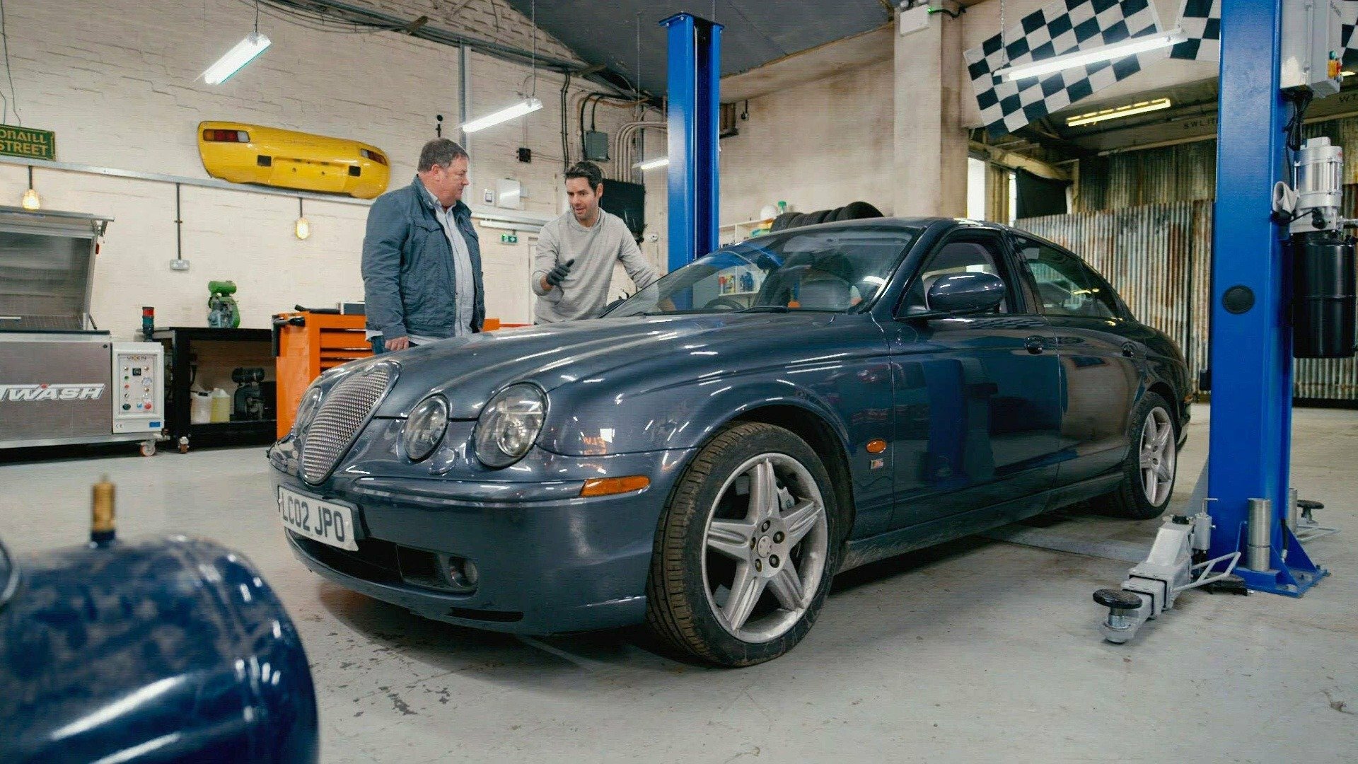 Joias Sobre Rodas : Jaguar S-Type R