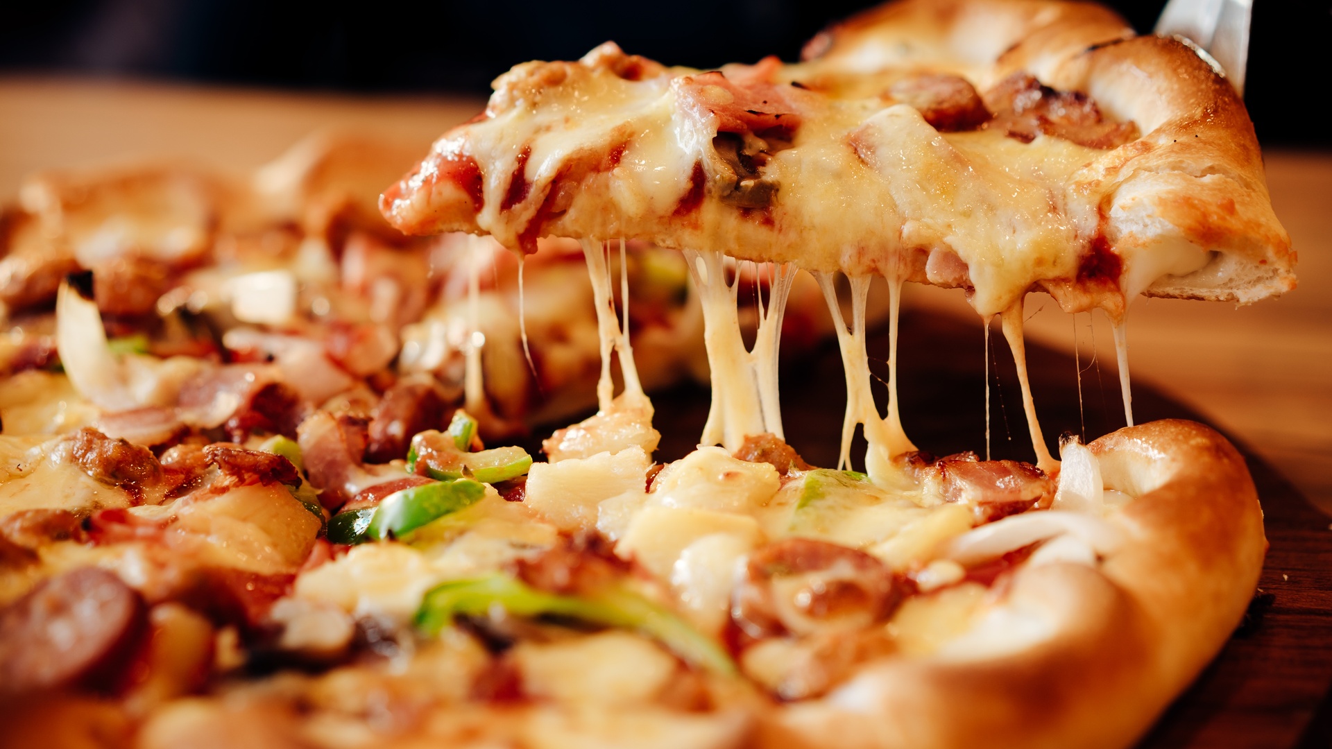 52 Pizzas