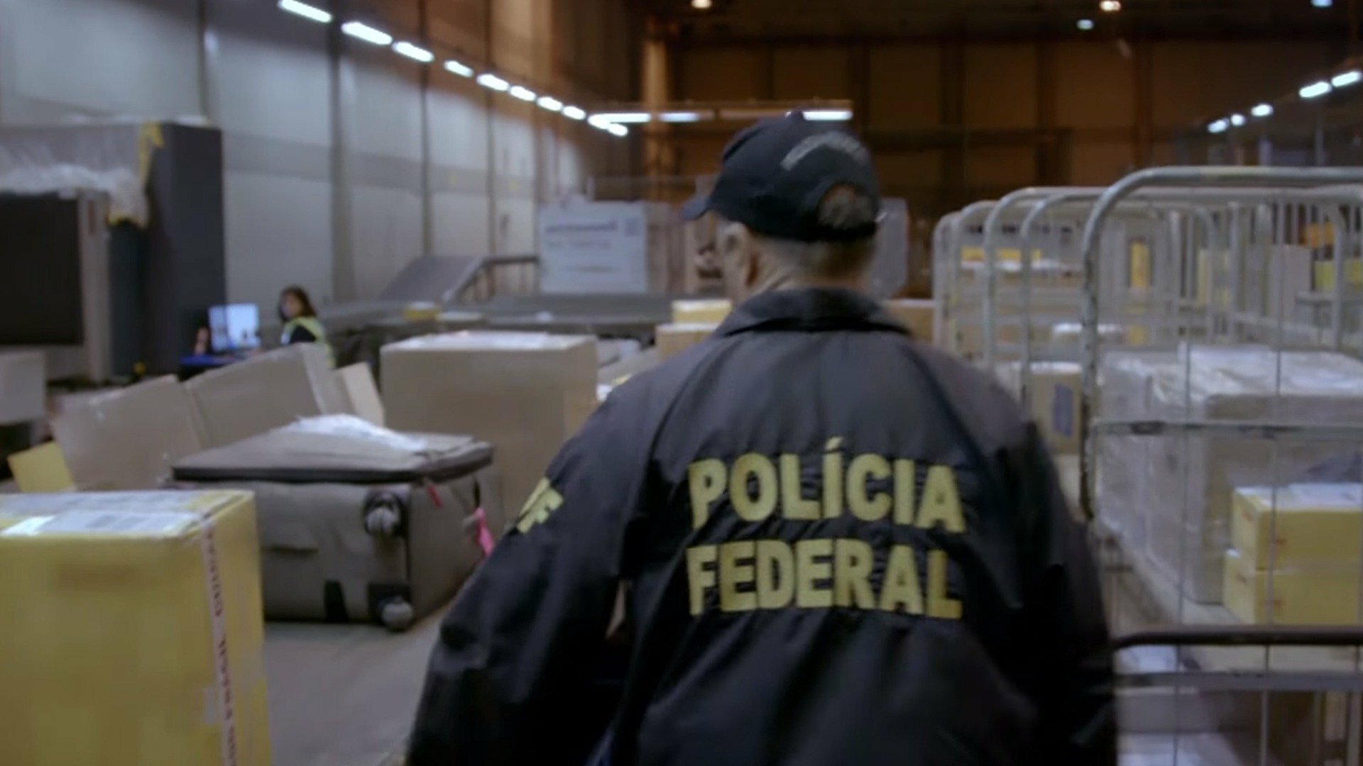 Aeroporto - Área Restrita : Confissão