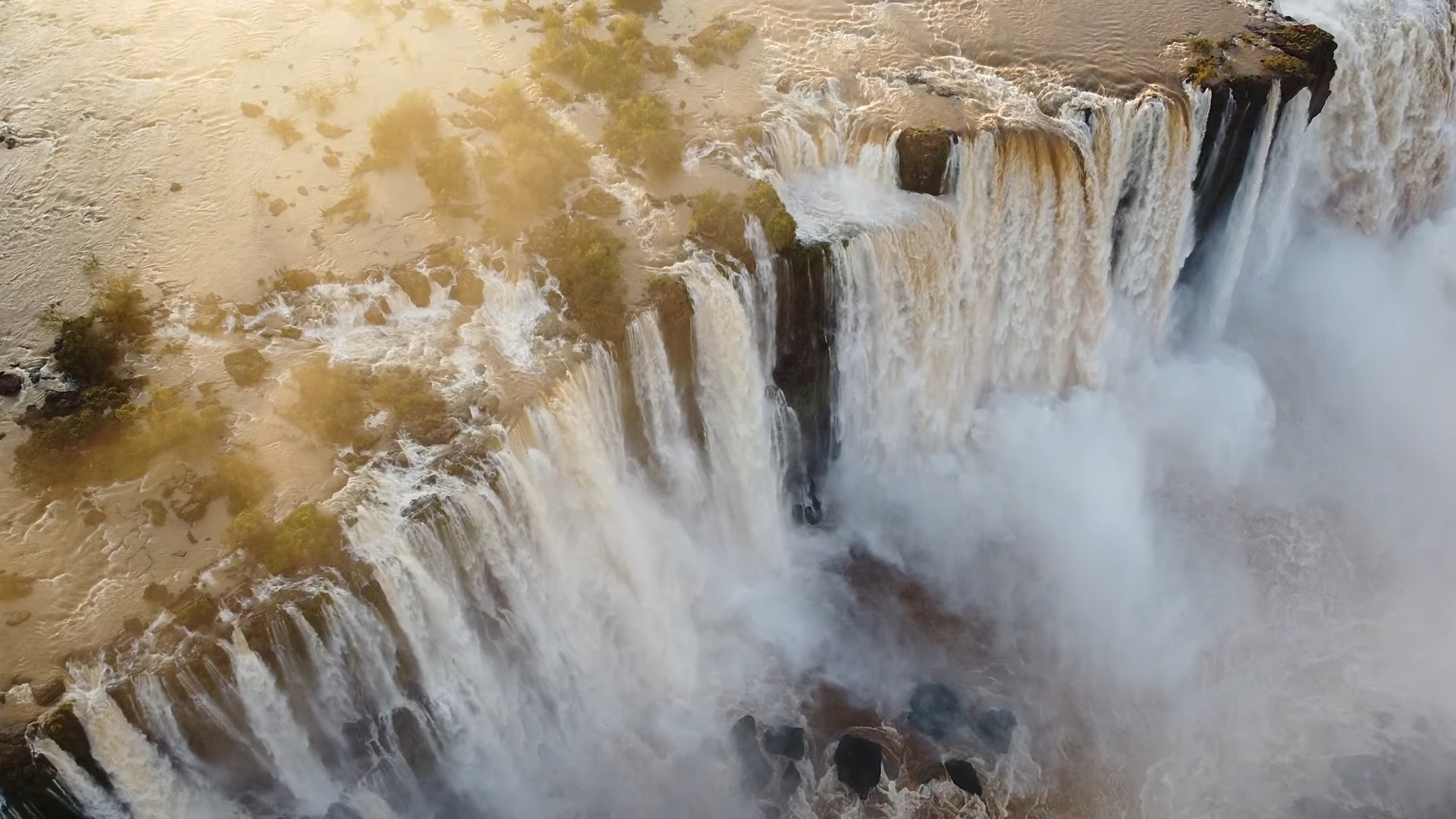 Destinos Imperdíveis - Drops : Amanhecer nas Cataratas do Iguaçu