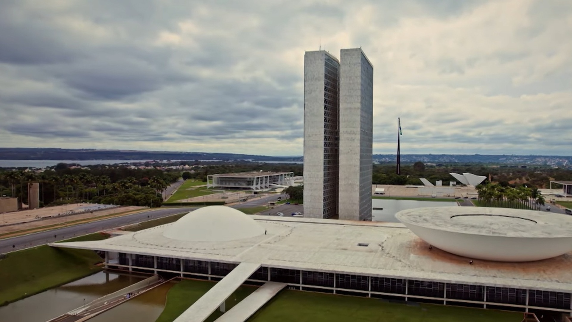 Senado, a História que Transformou o Brasil : Resistência e Esperança