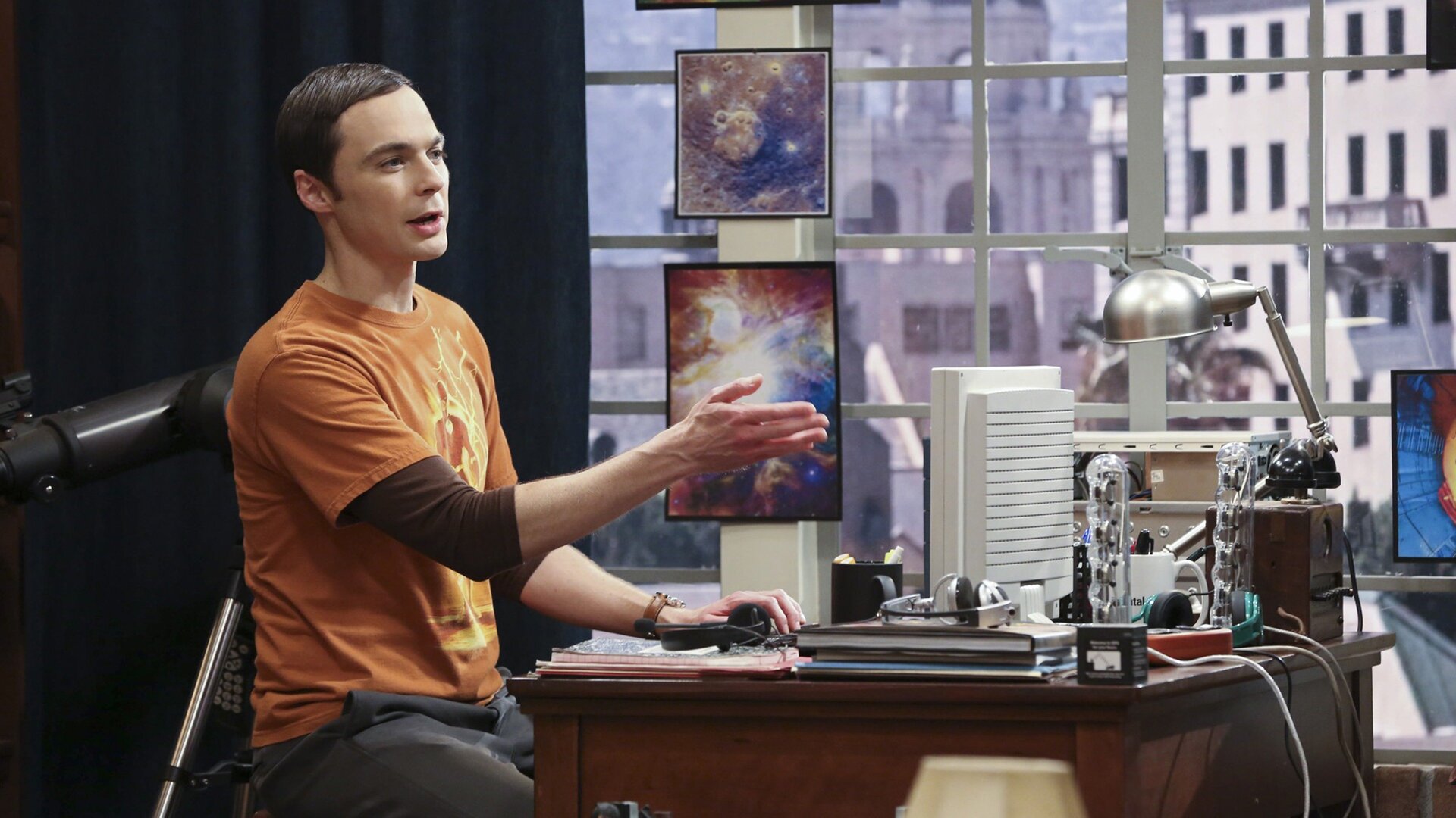 The Big Bang Theory : The Table Polarization