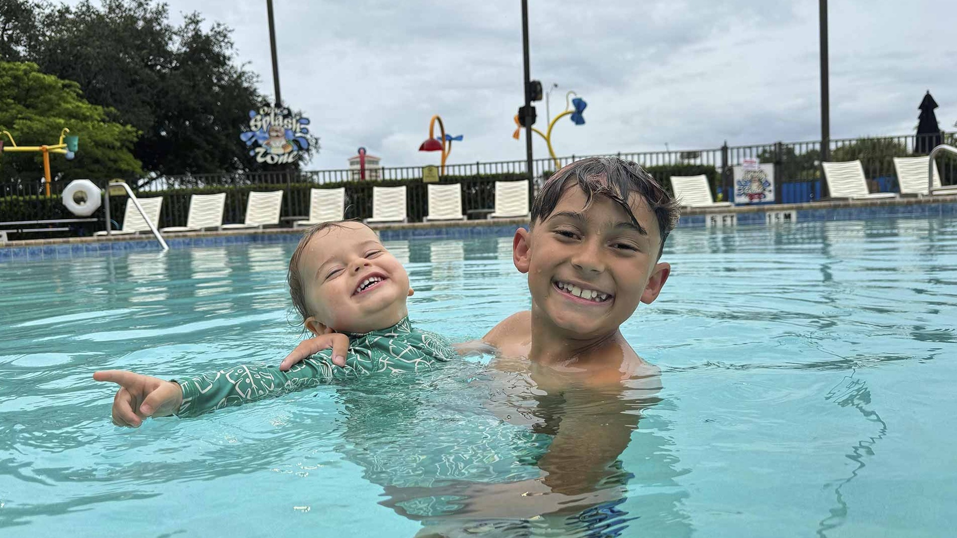 Cris pelo Mundo - Viajar É Divertido : Chegada à Flórida e Diversão no Seaworld