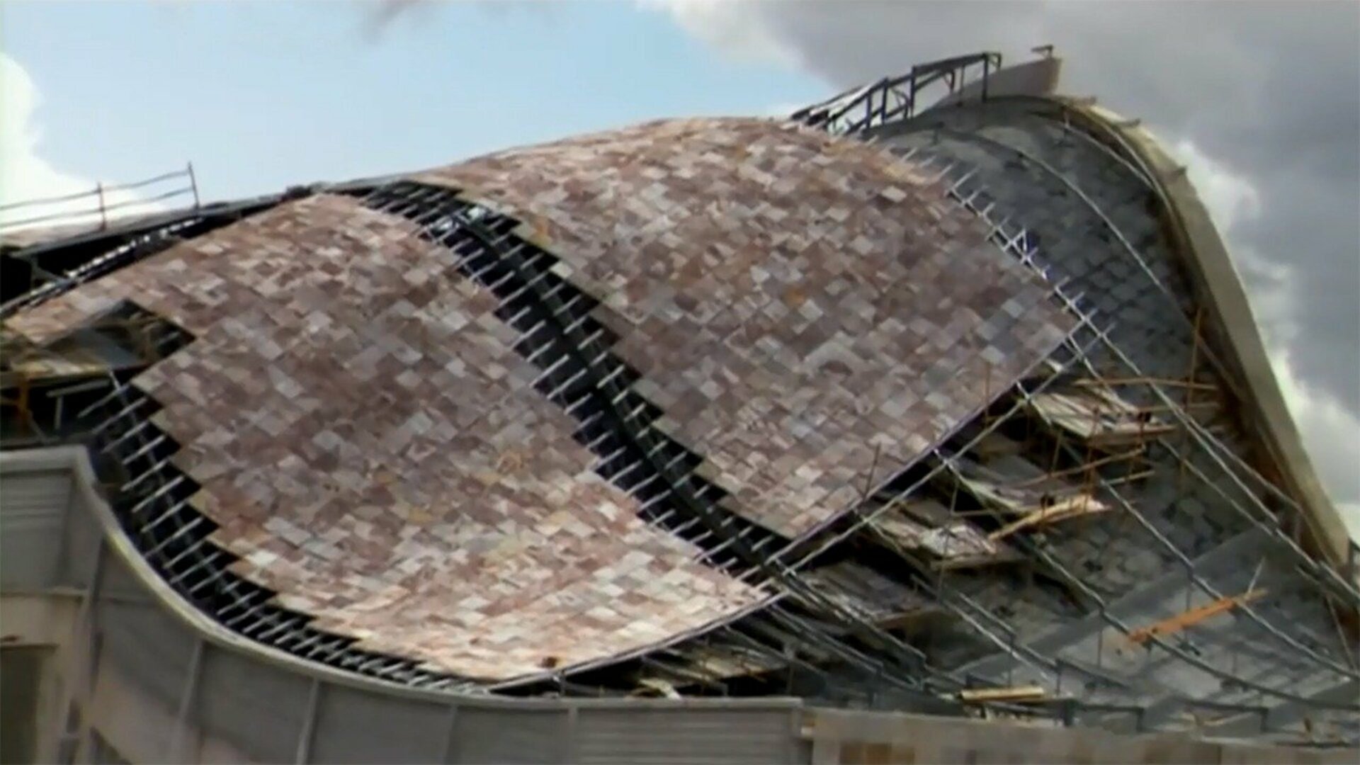 Megaconstruções : Montanha de Aço