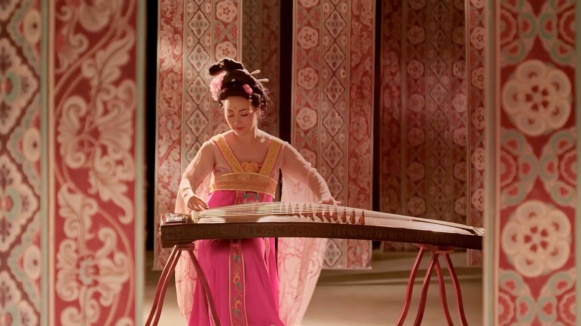 Os Instrumentos Musicais de Dunhuang