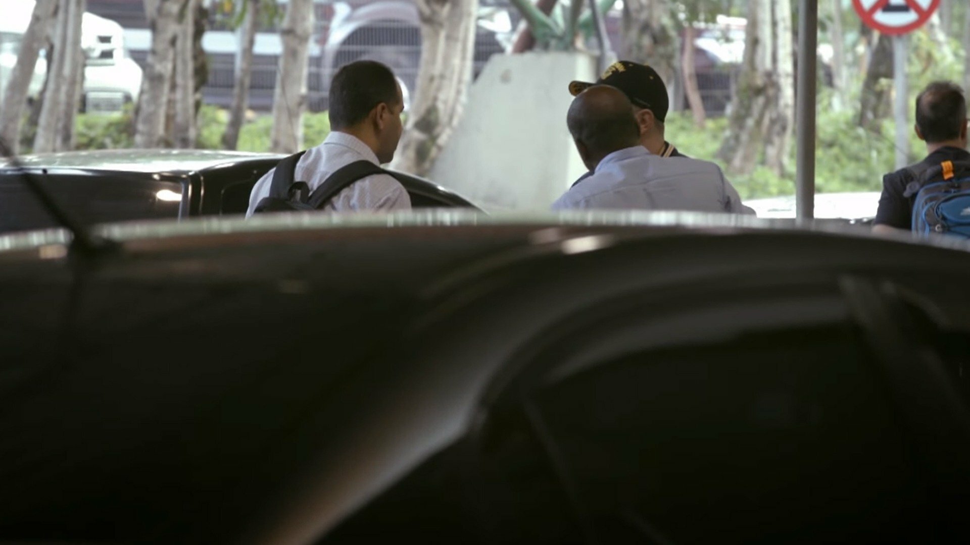 Aeroporto - Área Restrita : Caça Níquel