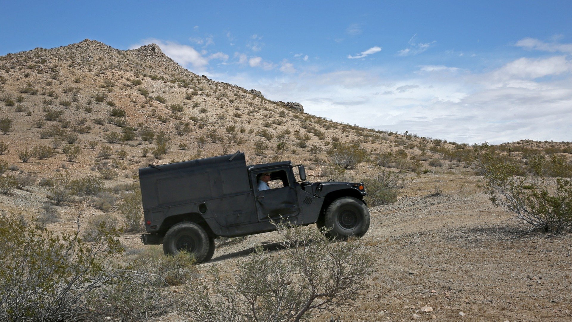 Joias Sobre Rodas : 1992 Humvee