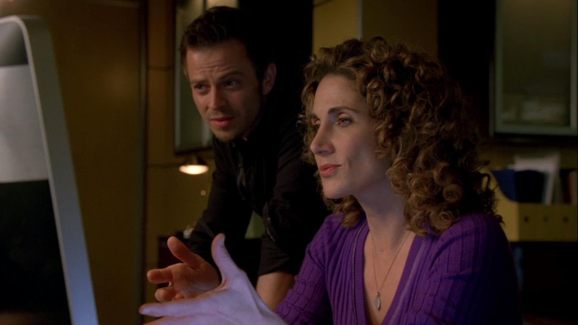 CSI: NY : Communication Breakdown