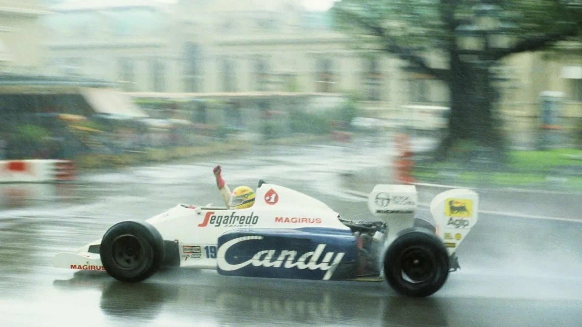 Ayrton - Retratos e Memórias : Batismo De Fogo