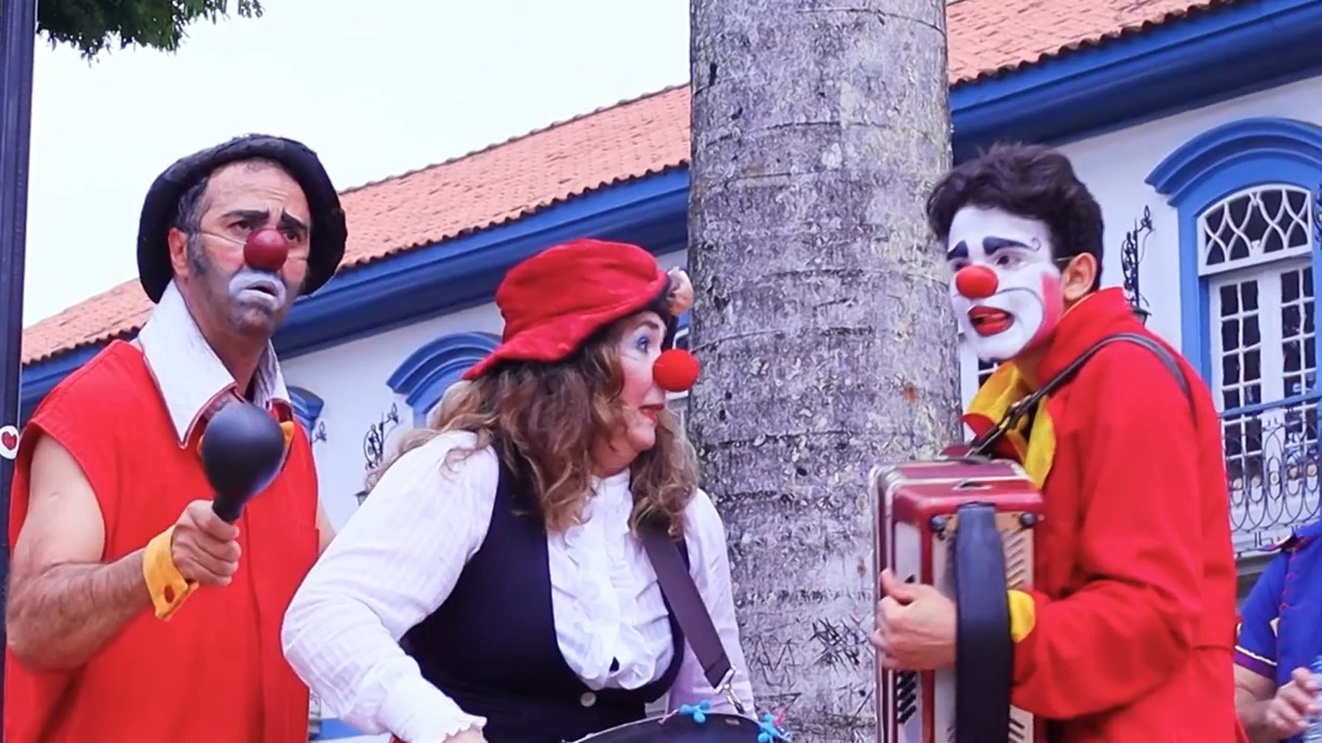 Sou Palhaço : Arte e Educação na Palhaçaria