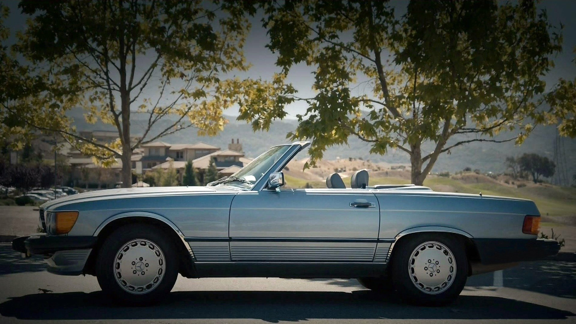 Joias Sobre Rodas : 1987 Mercedes 560SL