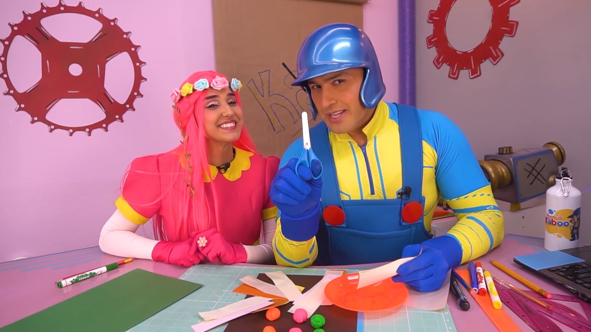 Mundo de Kaboo : Árvore com Massinha e Papel