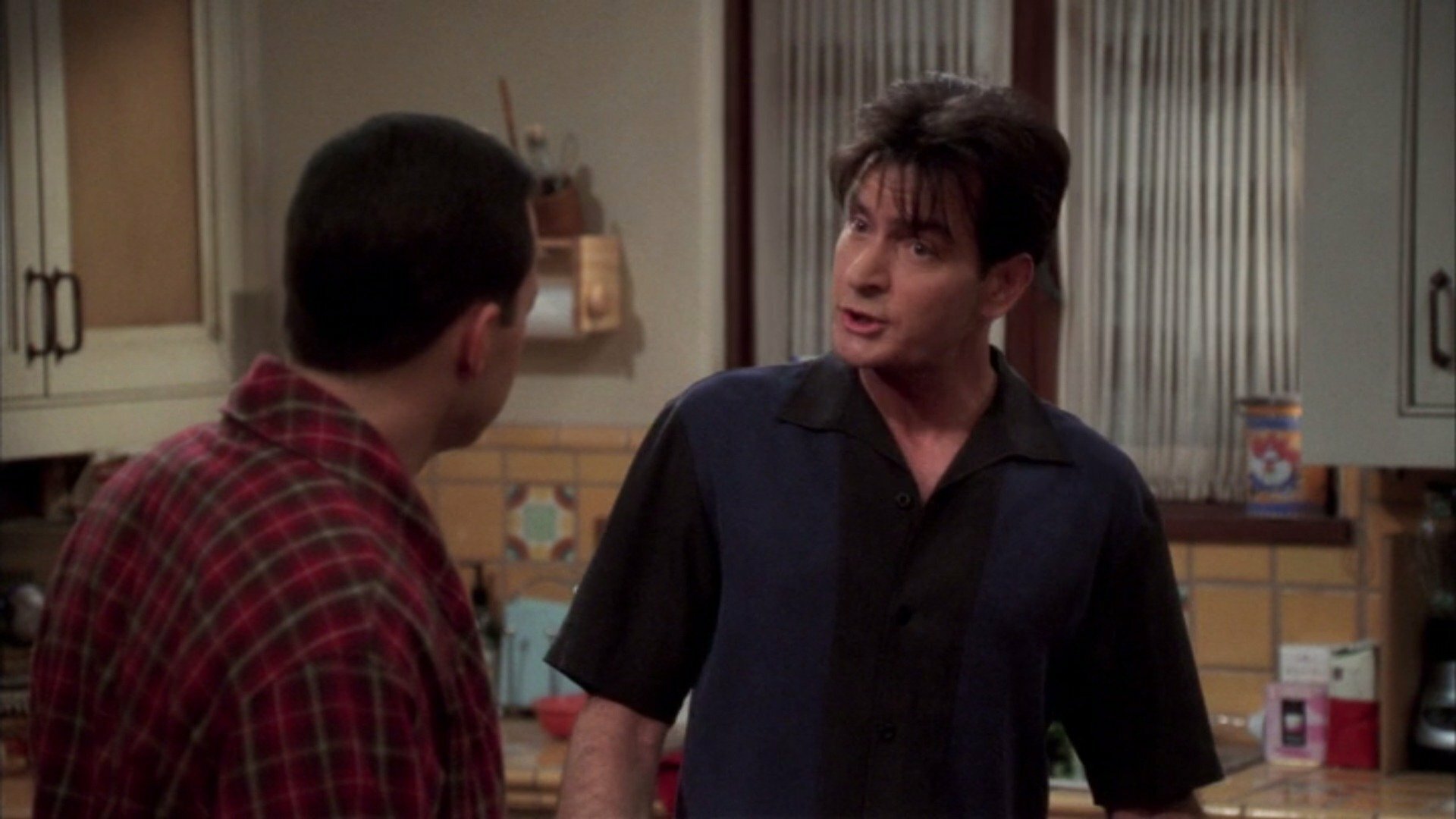 Two and a Half Men : Mr. McGlue's Feedbag