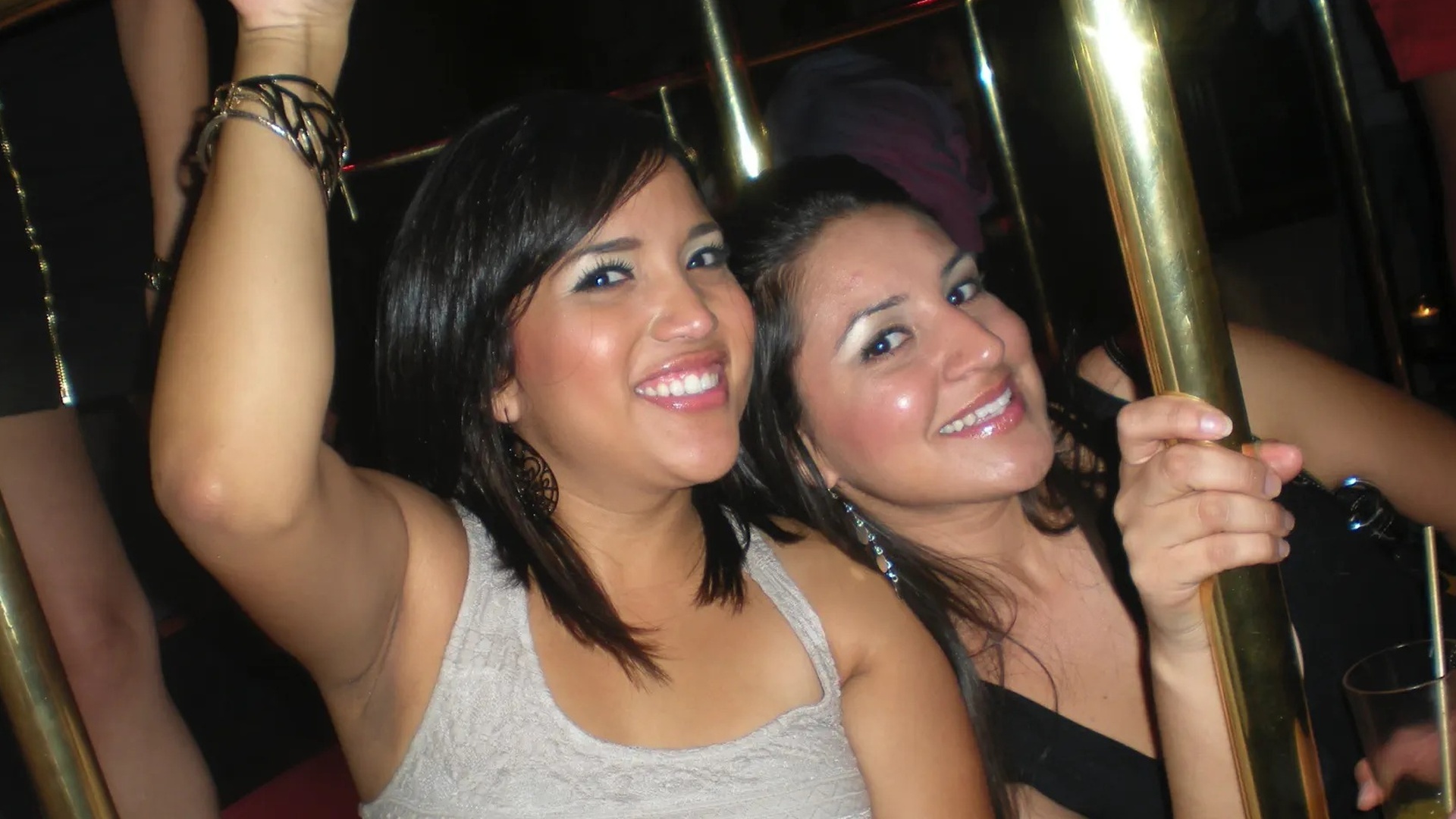 Um Assassino entre Amigos : Segredos Revelados