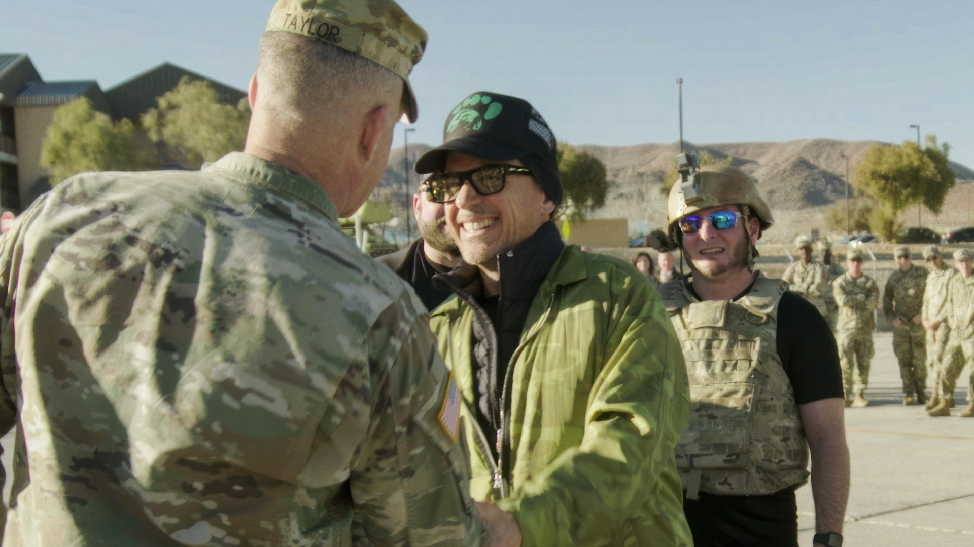 Carros dos Sonhos com Robert Downey Jr. : A Caminhonete Thanos