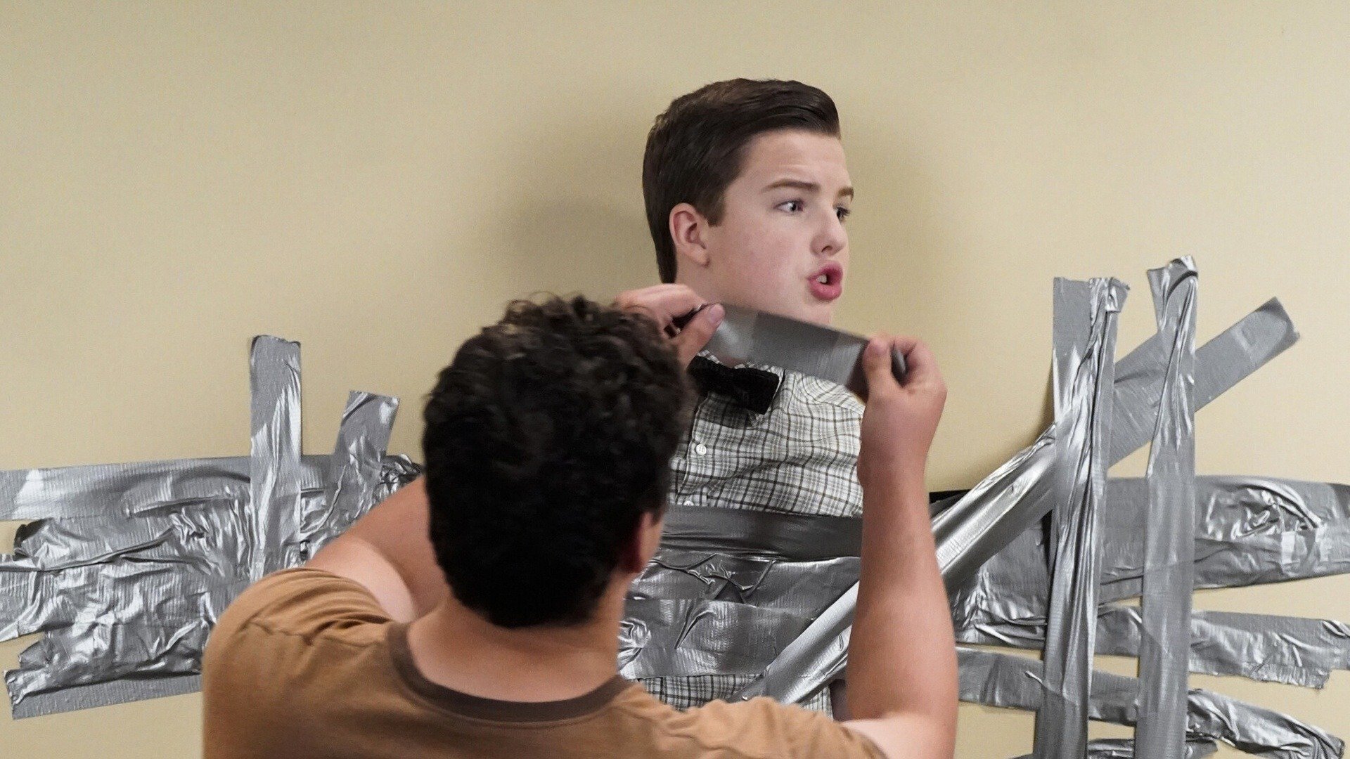 Young Sheldon : A Resident Advisor and the Word...