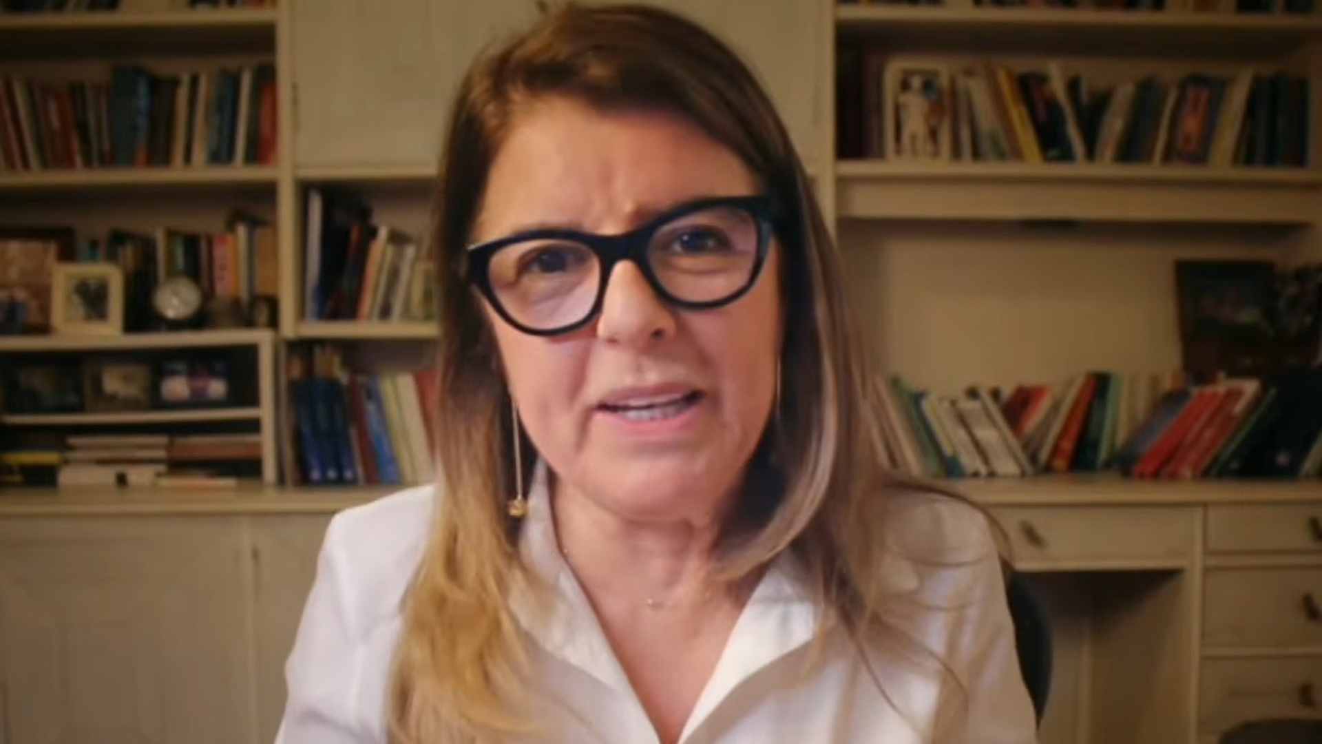 Terra em Transe : A Disputa EUA-China na América...