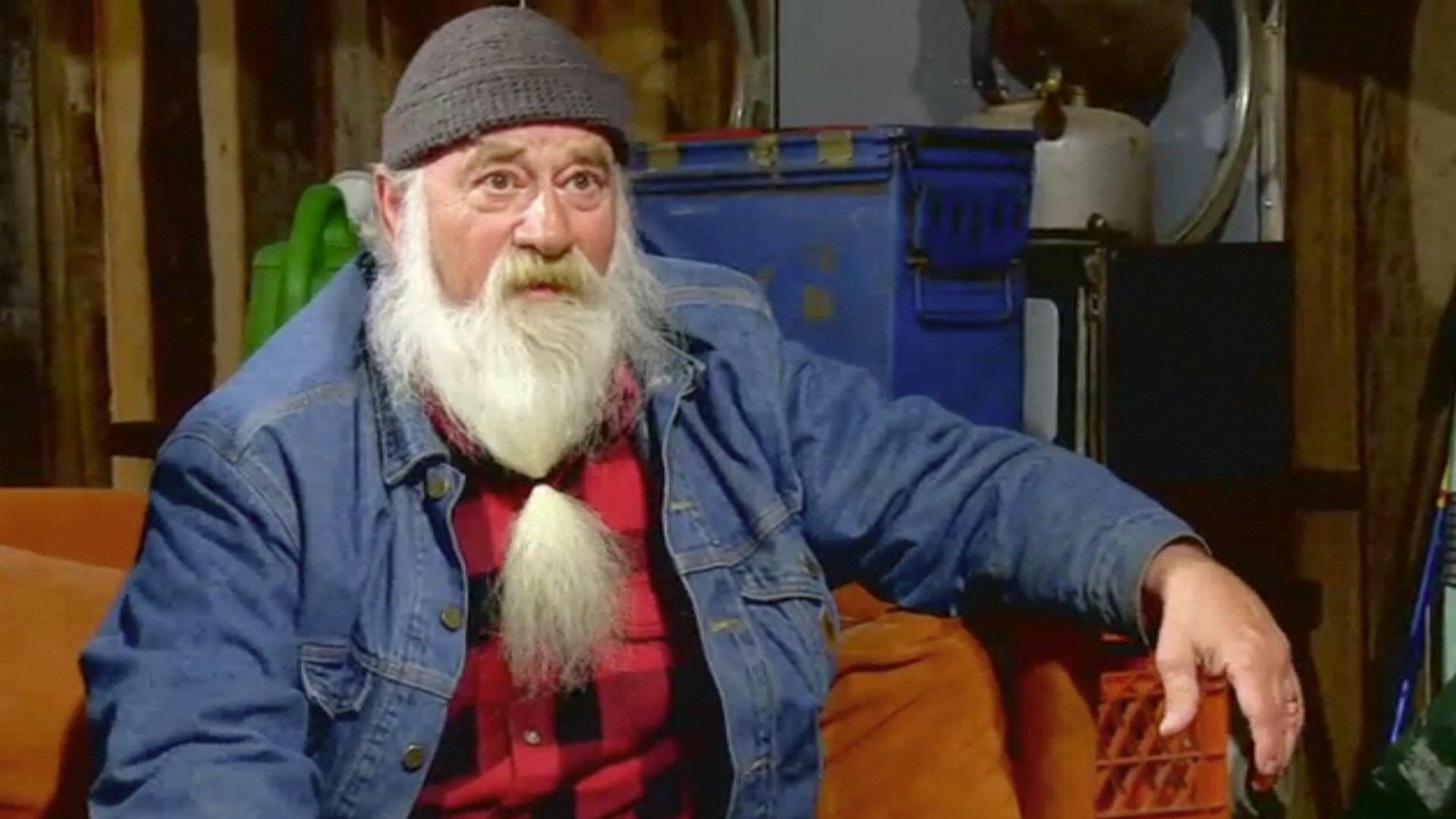 O Misterioso Triângulo do Alasca : Lobo ou Monstro?