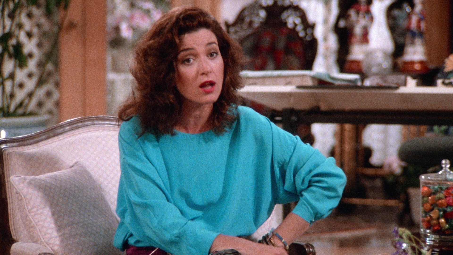 Designing Women : The Girlfriend