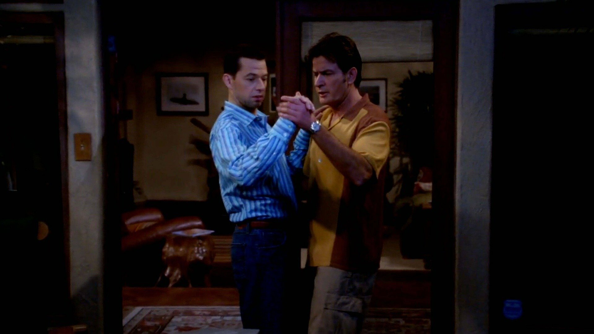 Two and a Half Men : That's Why They Call It Ball Room