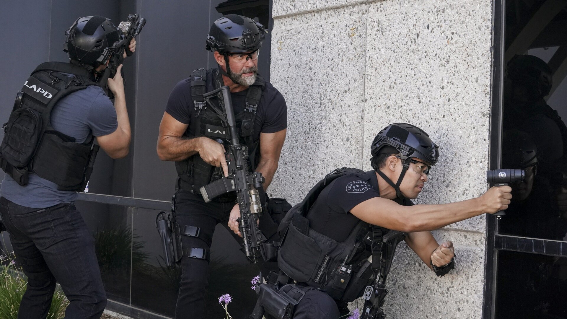 S.W.A.T. : Woah Black Betty