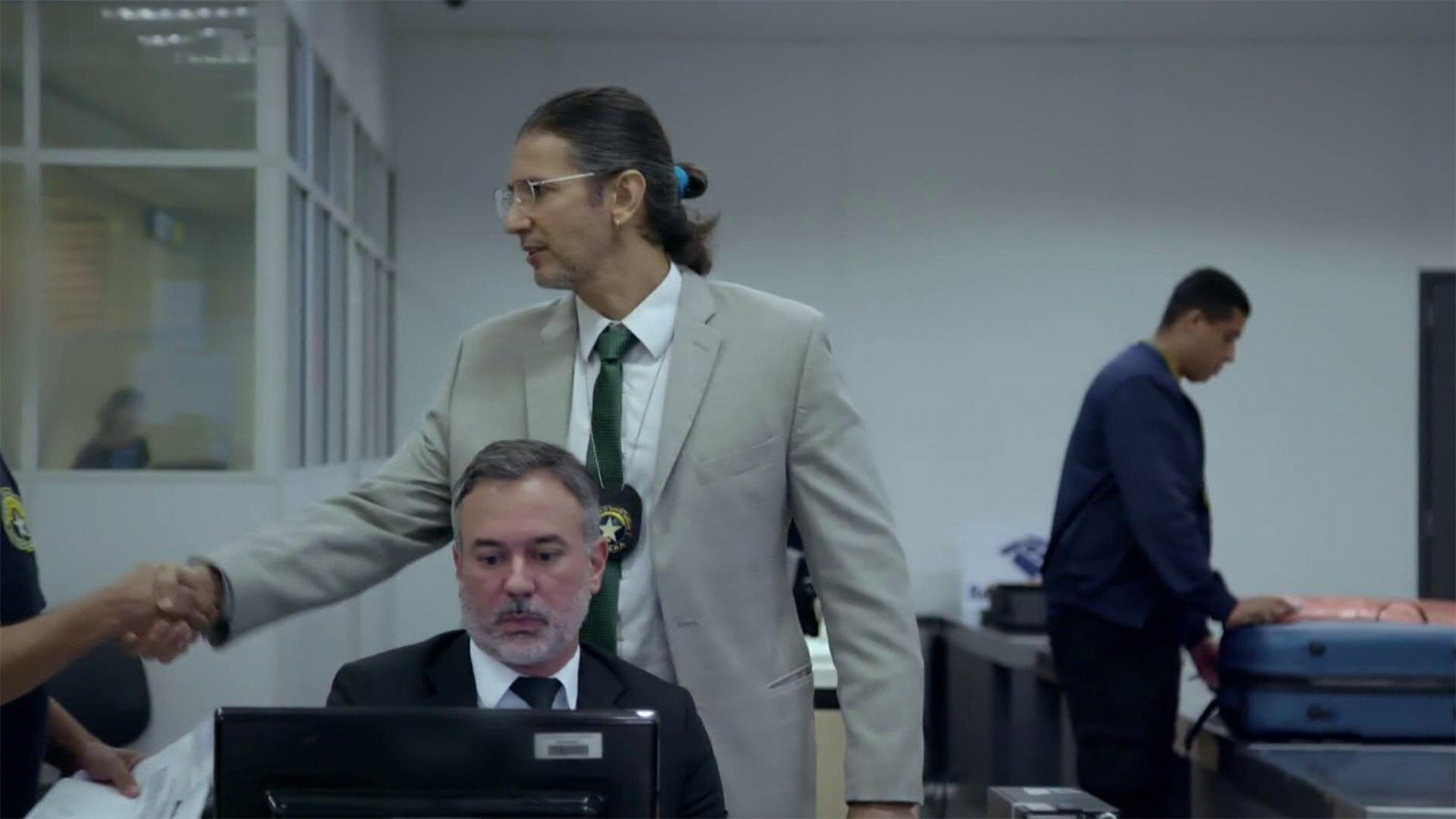 Aeroporto - Área Restrita : Melhor Falar Agora!